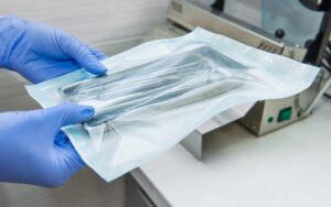 sterilizzazione di strumenti e materiali in ambito sanitario