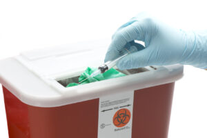 contenitori per rifiuti sanitari pericolosi e smaltimento sicuro