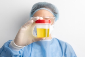 oss durante assistenza a paziente con disturbi della minzione e osservazione dei sintomi urinari